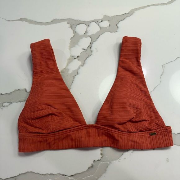 Rip Curl Other - Rip Curl bikini top sz small